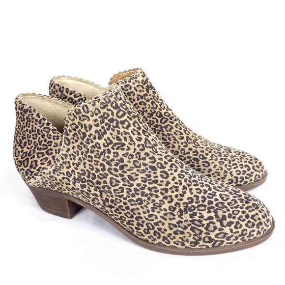 Crown & Ivy Keegan Scallop Leopard Booties Slip On Ankle Boot Tan Leather Size 8 - Picture 1 of 8